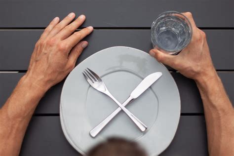 Easy Water Fasting Tips From A Guy Who Learned The Hard Way