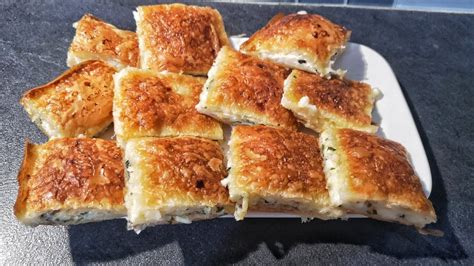 Çıtır çıtır Baklavalık Yufkadan Peynirli Börek Pastry with Cheese from