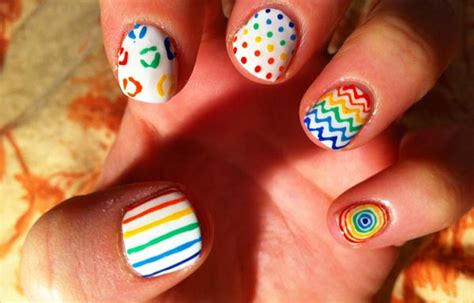Super catalogo de diseños de uñas para pies, juveniles, bonitas, sencillas, francesas, con flores, mariposas y más para este año 2020. Diseños de uñas para niñas - UñasDecoradas CLUB