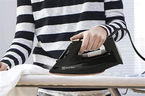 The Best Irons To Help You Press Steam And Perfect Your Laundry In