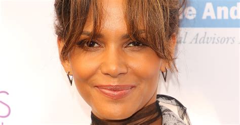 Halle Berry Washes Down Pregnancy Rumors With Steak And Fries Huffpost