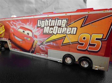 Disney Store Exclusive Pixar Mack Lightning Mcqueen Runaway Racer