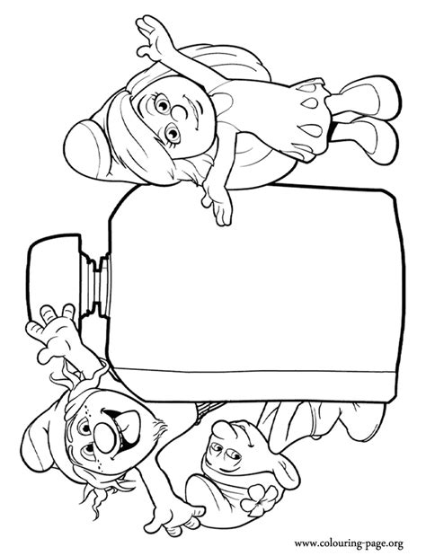 Here is a synopsis of the smurfs movie: The Smurfs - Smurfette, Hackus and Vanity Smurf with a ...