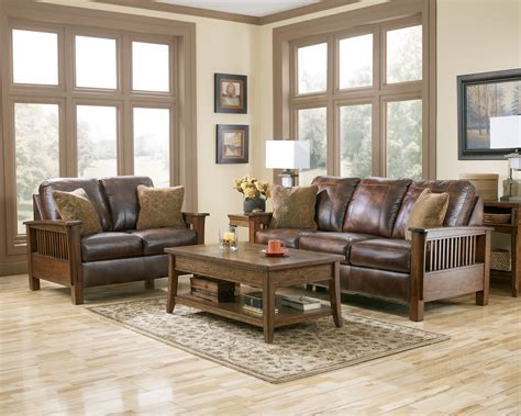Browse rustic living room decorating ideas and furniture layouts. Rustic living room | Rustic living room furniture, Living ...