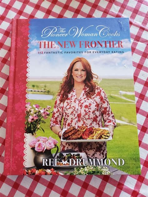 She also bakes shortcut fried apple pies paired with cinnamon caramel sauce, and she adds a refreshing prairie punch. Pin on Ree Drummond - The Pioneer Woman Recipes