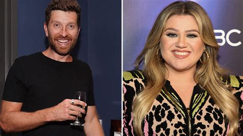 Kelly Clarkson Reportedly Accused Of Dating And Seeing A Married