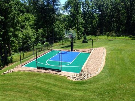 Basketball court — noun the court on which basketball is played • topics: SnapSports - Small Backyard Home Basketball Court - Garden ...
