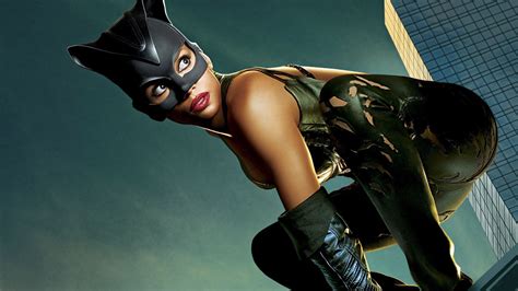 Barbeau isn't the only actress to have voiced catwoman in animated form. Halle-Berry-Catwoman-Wallpaper | Metro UK