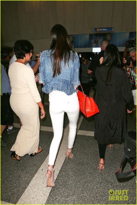 Kim Kardashian Wears A Bikini With North West In Tbt Photos Photo 3168192 00 Celebrity