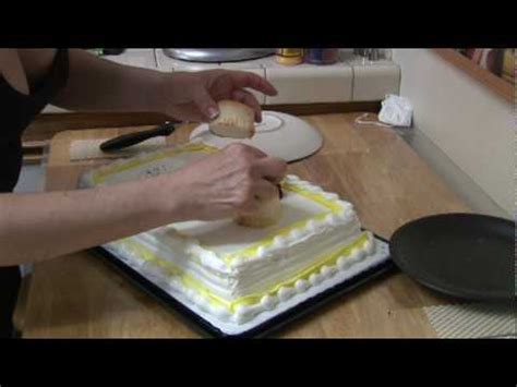 It is made from sugar, water, gelatin, vegetable fat or shortening, and glycerol. Cake Decorating : Decorating Ideas for Sheet Cakes - YouTube