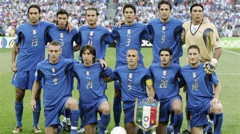 يذكر أن مباراة ايطاليا وبلغاريا انتهت بتعادل الفريقين بهدفين لكل منهما. RT Arabic - أحد أبطال مونديال 2006 يحتفل بعيد ميلاده الـ ...