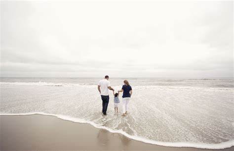 Are you a photographer in ocean city area? Ocean City Family Beach Photographer (With images ...