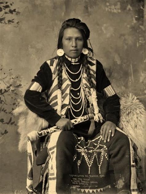 Lakota Nativeamer Oglala Lakota Sioux Pinterest Indian Womens