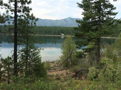 Nestled above the charming village of fish creek, located in the heart of wisconsin's northern door peninsula, our family run campground offers the peacefulness of the northwoods while still providing modern amenities and accommodating staff. The boathouse across the water is the Loop C beach area ...