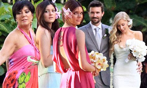 With valentine holmes moving the fullback to replace ponga, the giant cowboys winger gets a start. Kendall and Kylie Jenner are bridesmaids at brother's ...