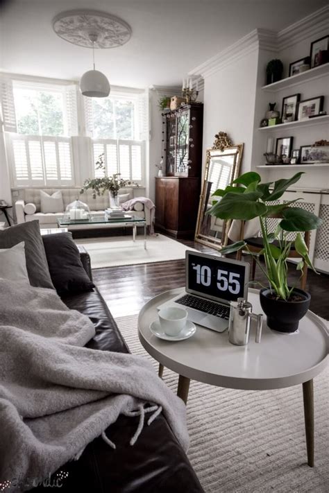 20 Best Small Apartment Living Room Decor and Design Ideas for 2020