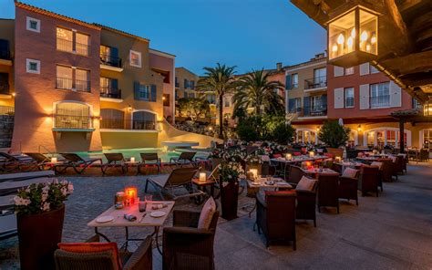 Maybe you would like to learn more about one of these? Hôtel Byblos Saint-Tropez - Palace - Hôtel 5 étoiles Luxe ...