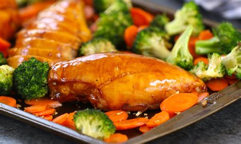 However, this timeline begins once the meat has been fully defrosted. How Long Does Cooked Chicken Last in the Fridge? - TipBuzz