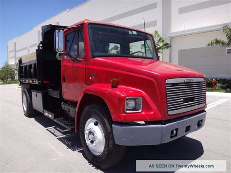 2002 Freightliner Fl70 10ft Dump Truck