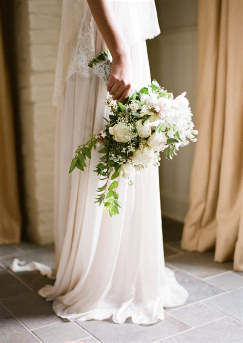 Outdoor wedding reception wedding reception decorations wedding centerpieces wedding bouquets outdoor weddings reception ideas ivy rose outdoor wedding inspiration 100 layer. Top 10 Wedding Bouquets | Wedding Ideas | OnceWed.com