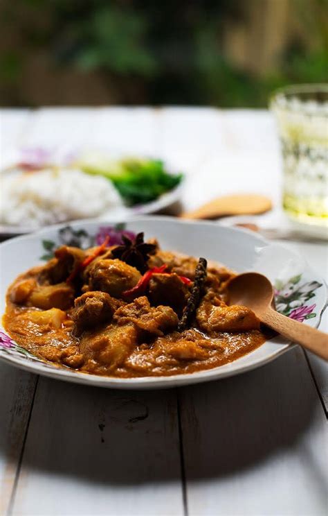 Malaysian Chicken Curry Kari Ayam Lisas Lemony Kitchen