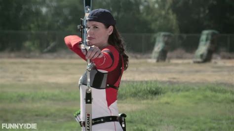 Geena davis hätte sich aus hollywood mehr unterstützung erhofft. Geena Davis Archery Tricks - YouTube