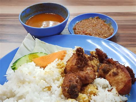 See more of nasi kak wok sg besi on facebook. 青蛙生活点滴 Froggy's Bits of Life: "锅姐"马来咖哩小炸鸡肉饭 Nasi Kak Wok ...