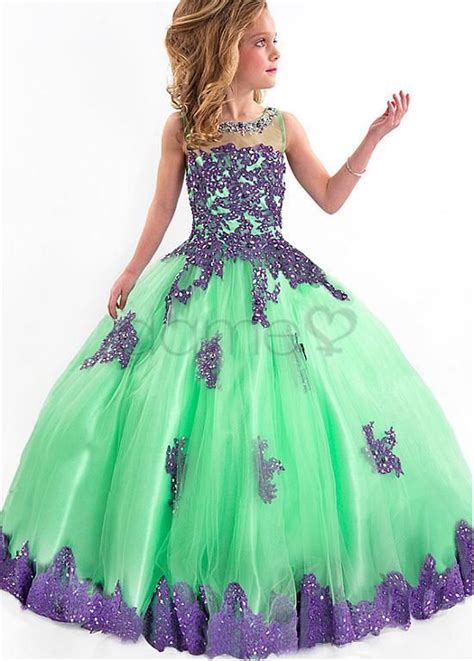 Ballkleider kinder werden durch elegante, schicke pumps zu einem edelen kleider outfit, das blicke auf sich zieht. Perlen Ballkleid Satin Tüll formelles aufgeblähtes volle ...