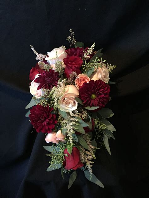 We did not find results for: cascade, burgundy, dahlias, black magic roses, blush roses ...
