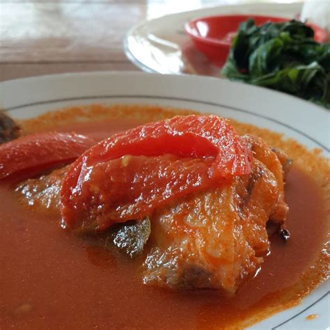 Jika anda sedang berkunjung ke sini, jangan lupa untuk mencicipi makanan khas. 7 Makanan Khas Riau Bercita Rasa Pedas