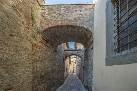 CASA IN CENTRO STORICO IN VENDITA