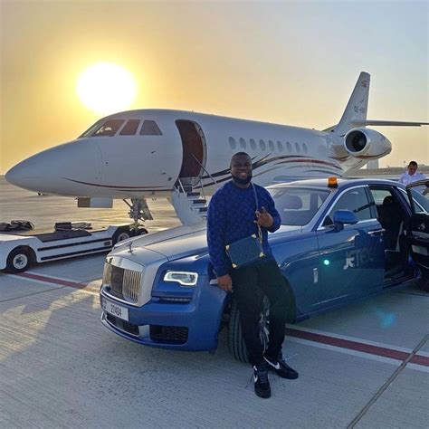 Fashionnista Gist And Video Trends Hushpuppi Shows Off A Rolls Royces