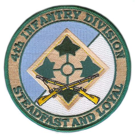 4th Infantry Division Patch With Rifles 4th Infantry Division