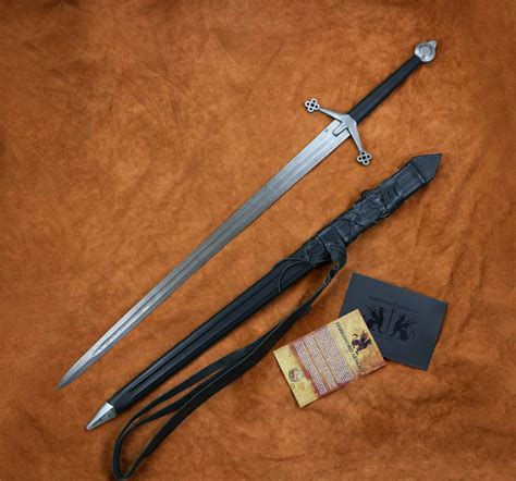 The Claymore Sword Elite Series 1619 Darksword Armory