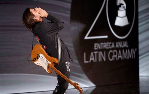 Latin Grammys Juaness Person Of The Year Performance Popsugar