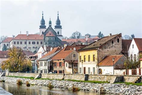 Praga Tour De Las 3 Joyas De La Unesco De La República Checa Getyourguide