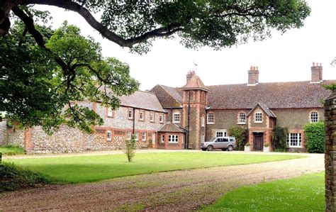 Dive Into Anmer Hall The Second Home Of Prince William And Kate
