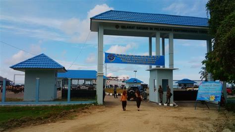 Demikianlah berita lowongan kerja gorontalo terbaru untuk bulan ini yang dapat kami sampaikan untuk sobat pengunjung setia zonakeren.com, website info lowongan kerja terbaru dan terkini. Menengok Pelabuhan Penyeberangan Toboli di Sulawesi Tengah