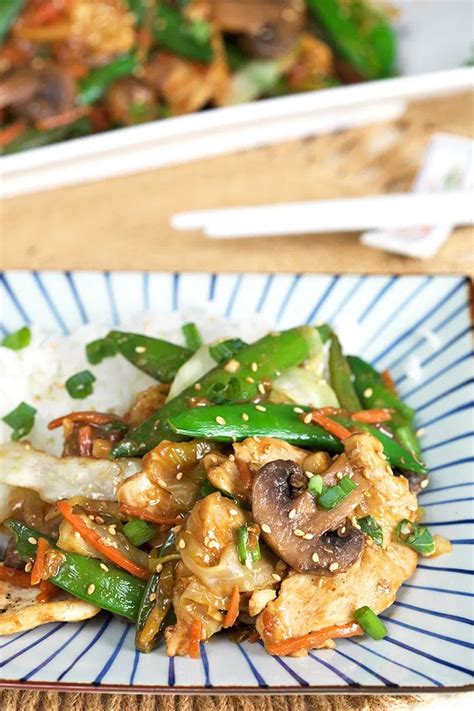 View the recipe and nutrition for chicken chop suey, including calories, carbs, fat, protein, cholesterol, and more. Chicken Chop Suey Recipe - The Suburban Soapbox | Recipe ...