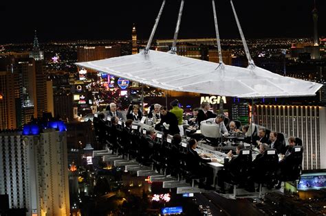 Dinner In The Sky Restaurant To Suspend Las Vegas Diners 180 Feet In