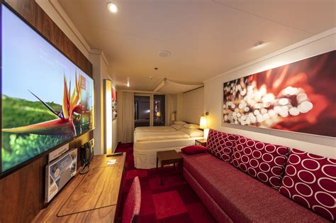 Aidanova junior suite mit schlafzimmer kategorie ja 12011. First Look: AIDAnova | CruiseInd