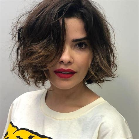 Cabelos Curtos Com Mechas Ideias Para Quem Quer Iluminar O Rosto Cabelo Curto Iluminado