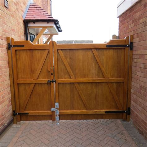 Diy Driveway Gates Wooden References Do Yourself Ideas