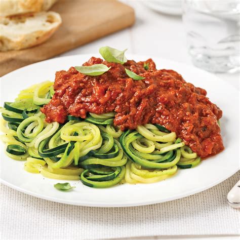 Zucchini Spaghetti And Meat Sauce 5 Ingredients 15 Minutes