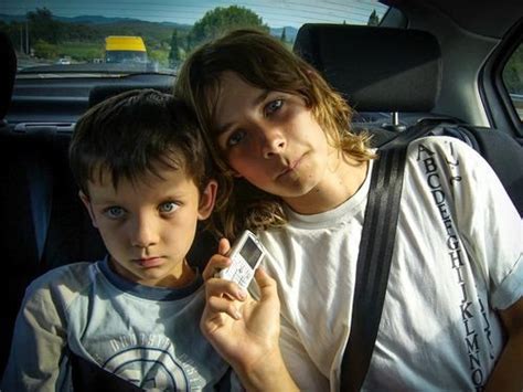 Asa And His Brother Morgan Anno 2006 Asa Butterfield