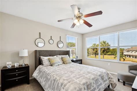 Photos | Calais Park Apartments For Rent In St. Petersburg