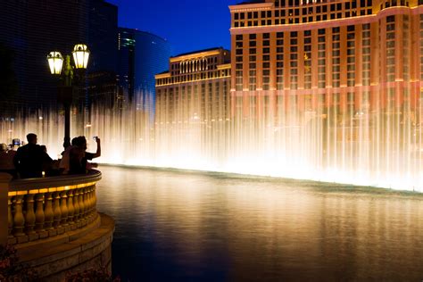 Hotels near bellagio chocolate fountain: Top 10 Shows to Catch in Las Vegas | Things To Do