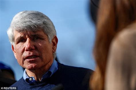 corrupt ex governor rod blagojevich to be stripped of law license daily mail online