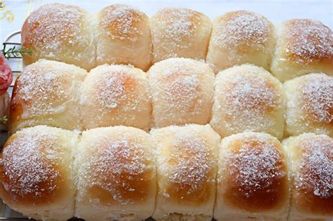 Pão Delícia Com Leite Condensado