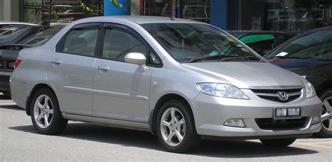 We recommend windscreen insurance coverage. Honda City 2007 Price in Pakistan, Review, Full Specs & Images